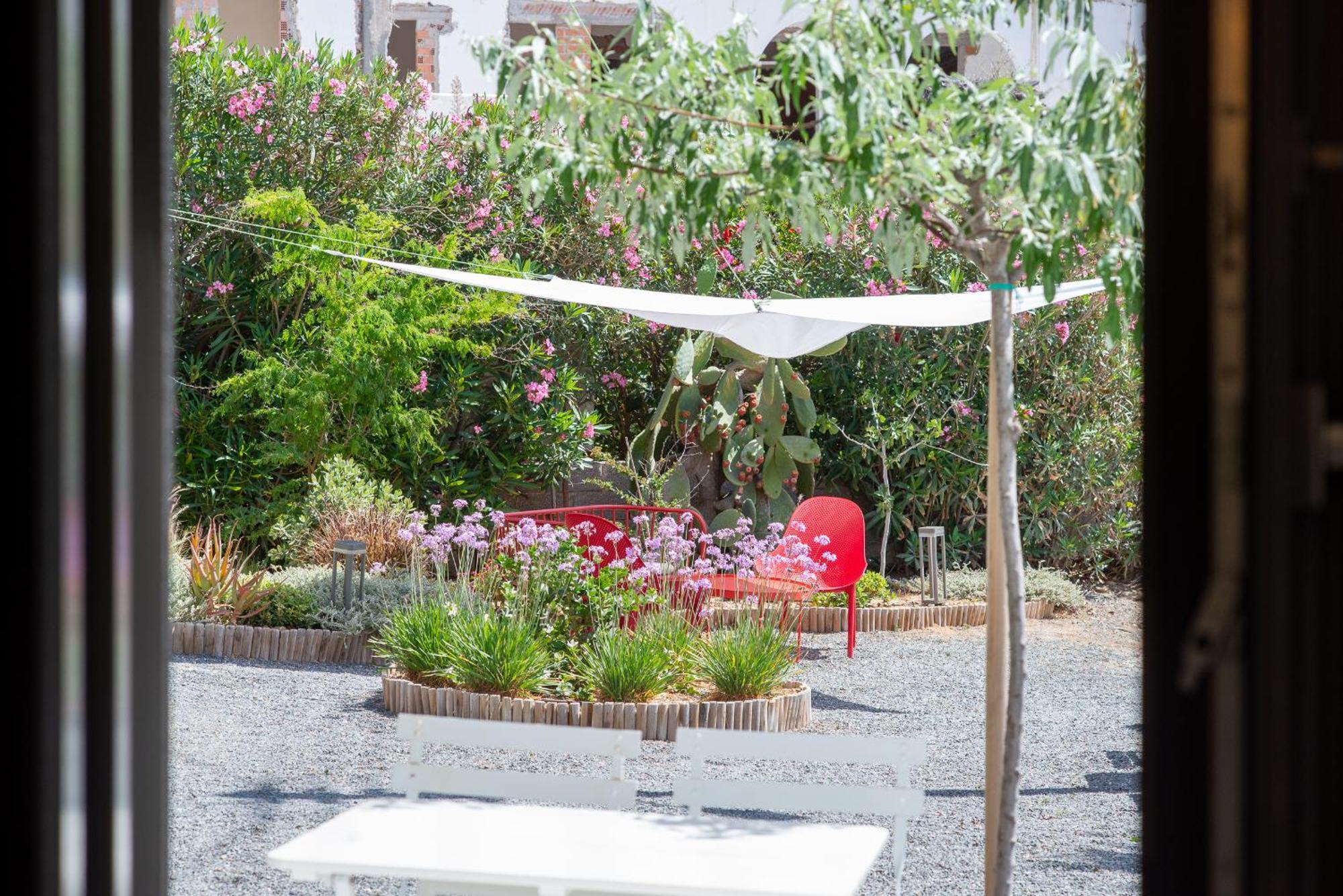 Emily Hotel Vari  Ngoại thất bức ảnh