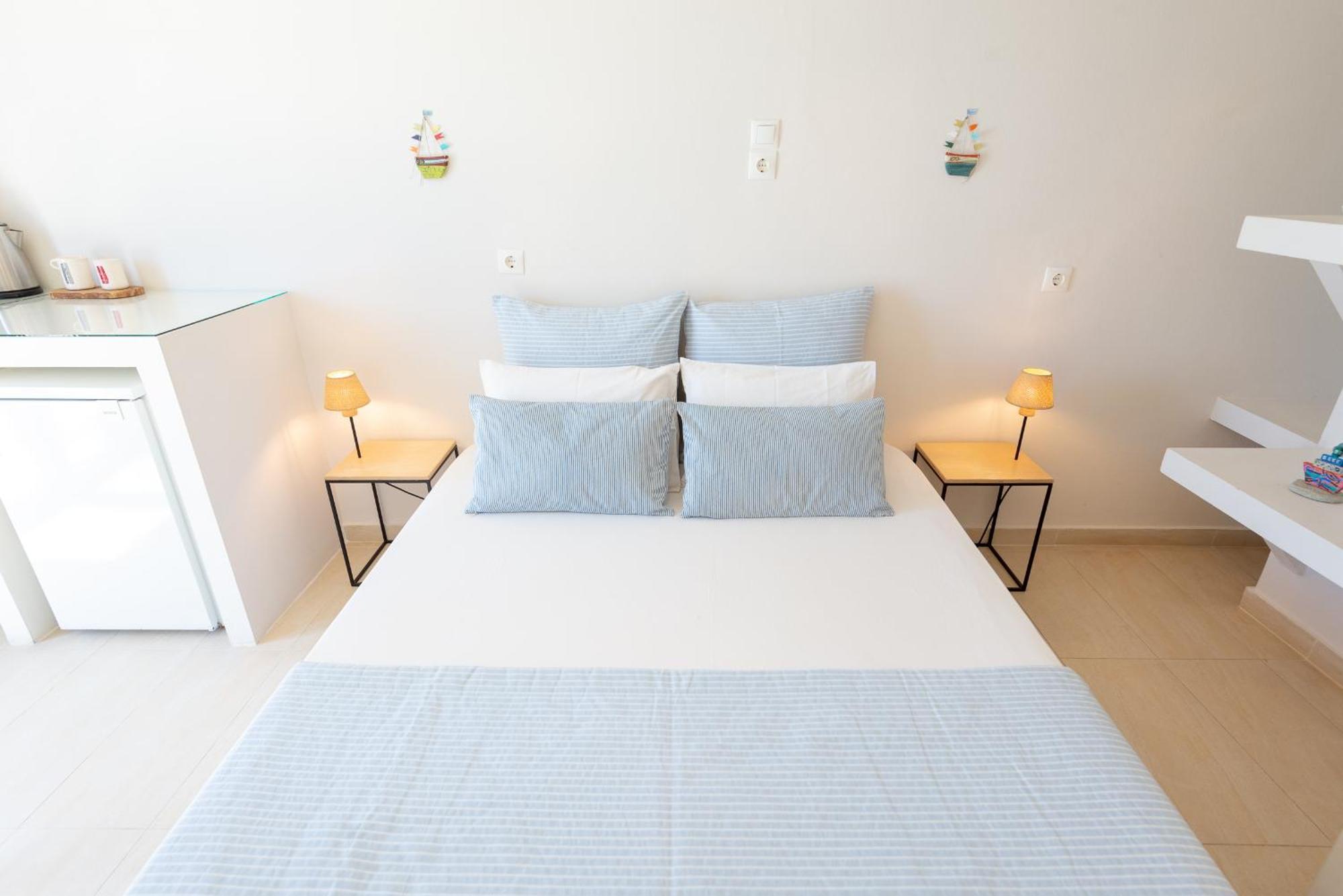 Emily Hotel Vari  Ngoại thất bức ảnh
