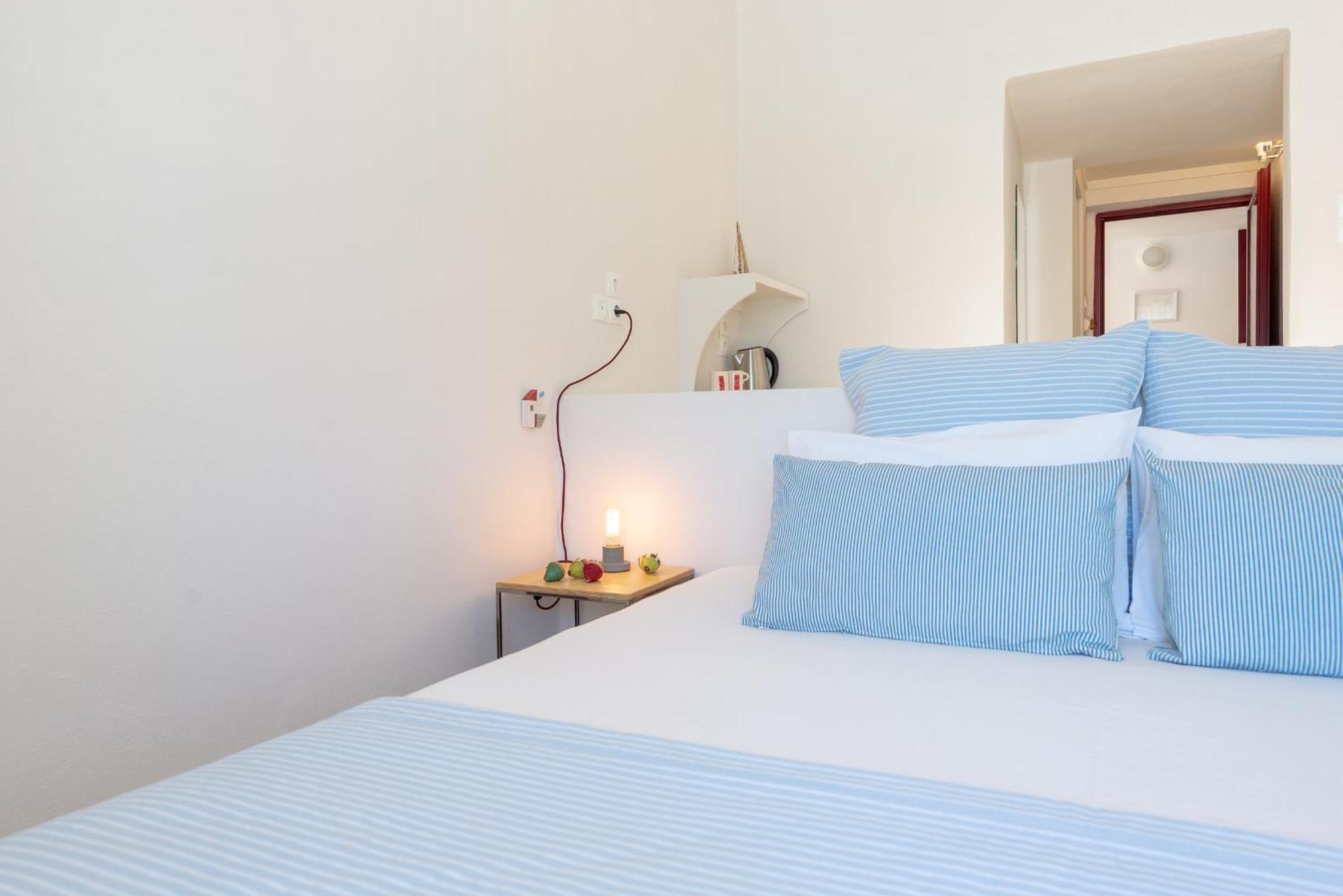 Emily Hotel Vari  Ngoại thất bức ảnh